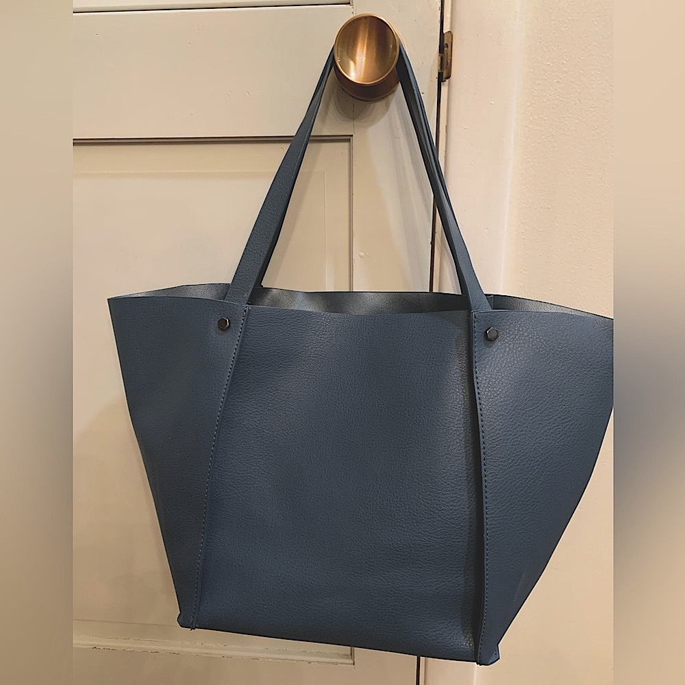 Nieman Marcus, large, vegan tote, shopping bag